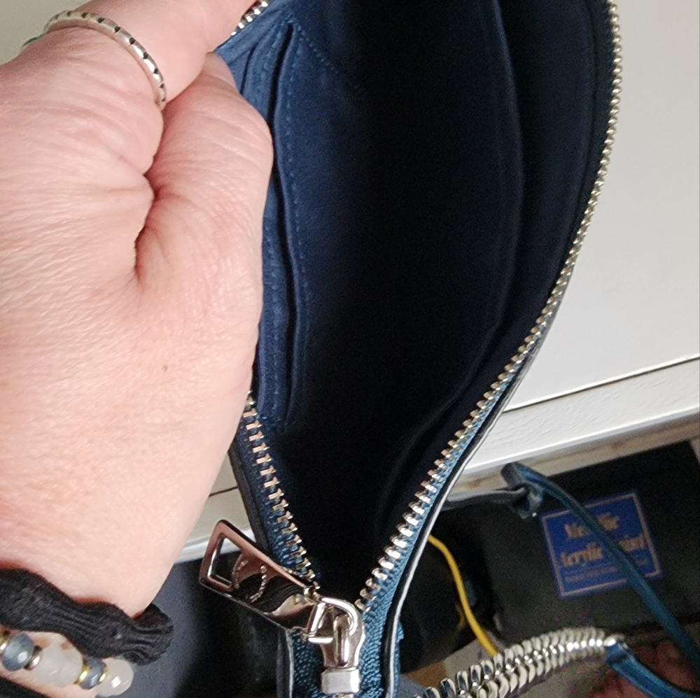 Coach Quinn Metallic Blue Leather Crossbody Bag NWT - Picture 4 of 5